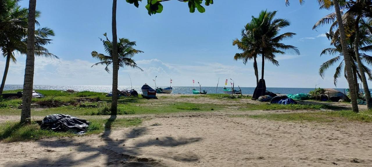 Marari Anna Beach Villa Mararikulam Luaran gambar